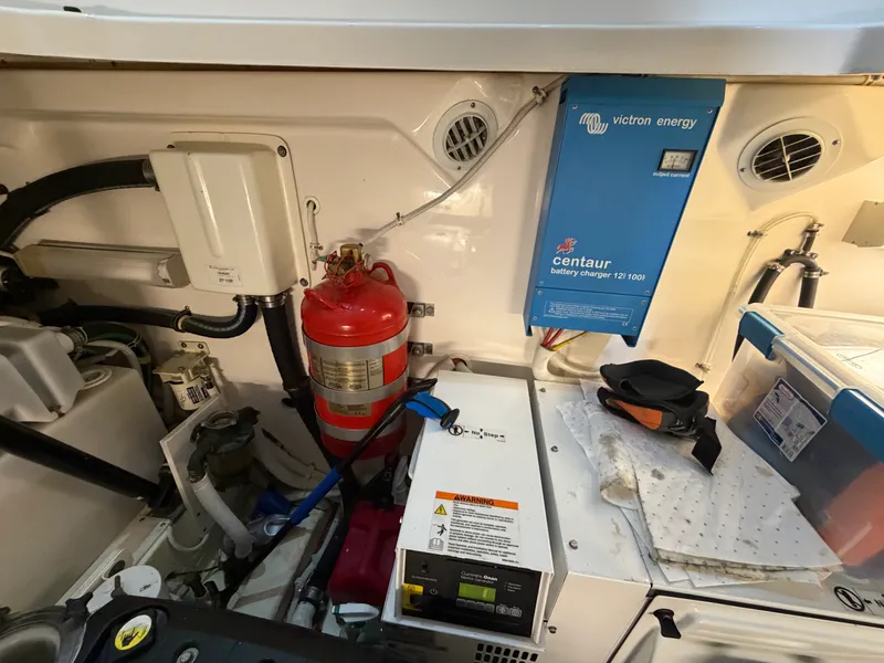 Slide: The Image of Tiara 43 SOVRAN 2009 - 54