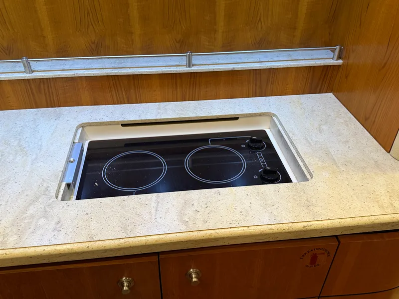 Slide: The Image of Tiara 43 SOVRAN 2009 - 72