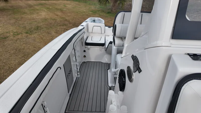 Slide: The Image of Yamaha 255FSH SP H 2026 - 14