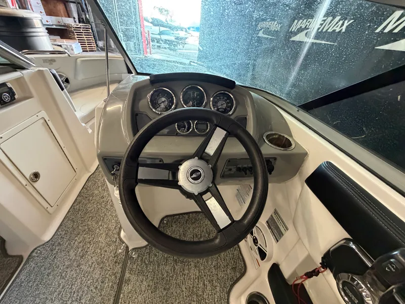 Slide: The Image of Chaparral 21 H20 DELUXE 2018 - 28