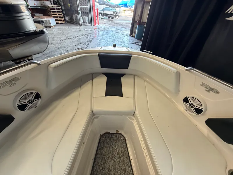 Slide: The Image of Chaparral 21 H20 DELUXE 2018 - 34