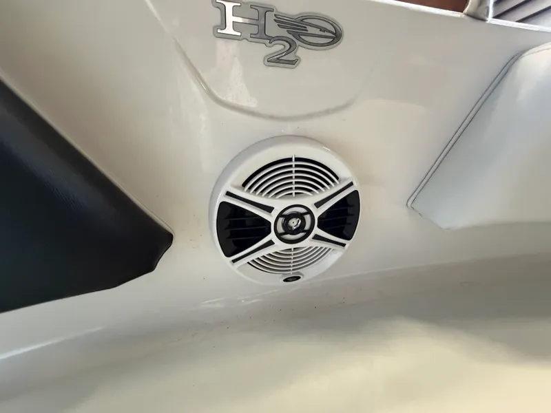 Slide: The Image of Chaparral 21 H20 DELUXE 2018 - 38