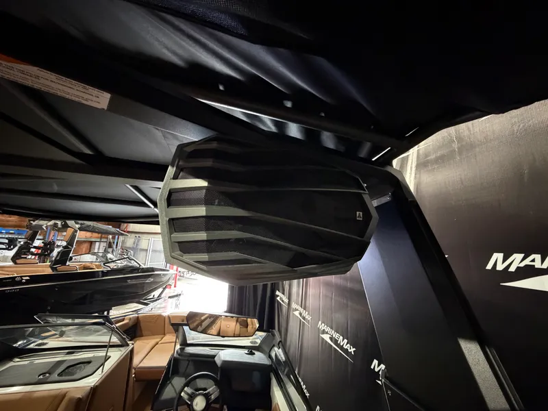 Slide: The Image of Nautique Super Air Nautique G25 2026 - 24