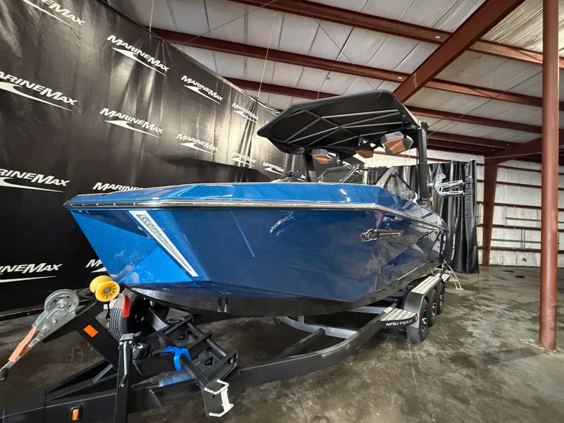 Slide: The Image of Nautique Super Air Nautique G25 2026 - 3