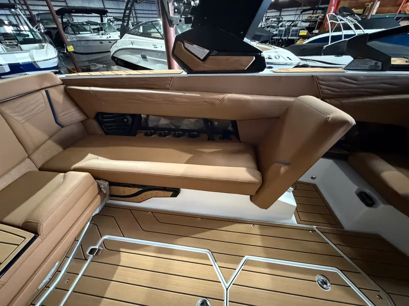 Slide: The Image of Nautique Super Air Nautique G25 2026 - 36
