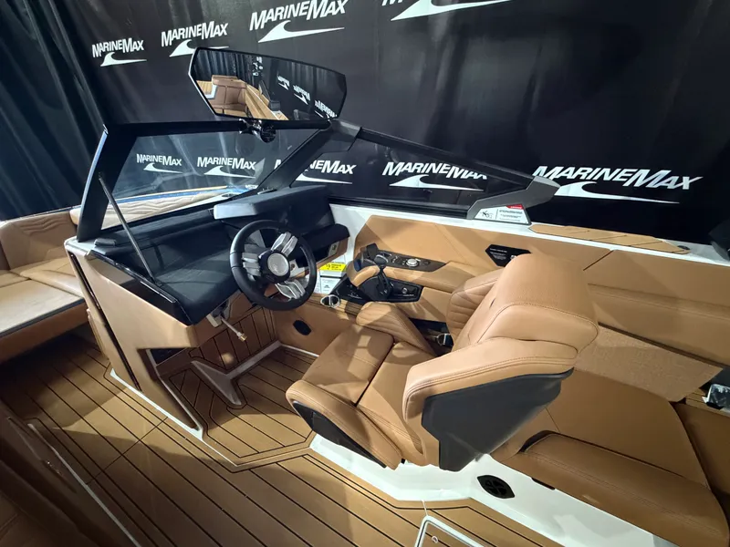 Slide: The Image of Nautique Super Air Nautique G25 2026 - 44
