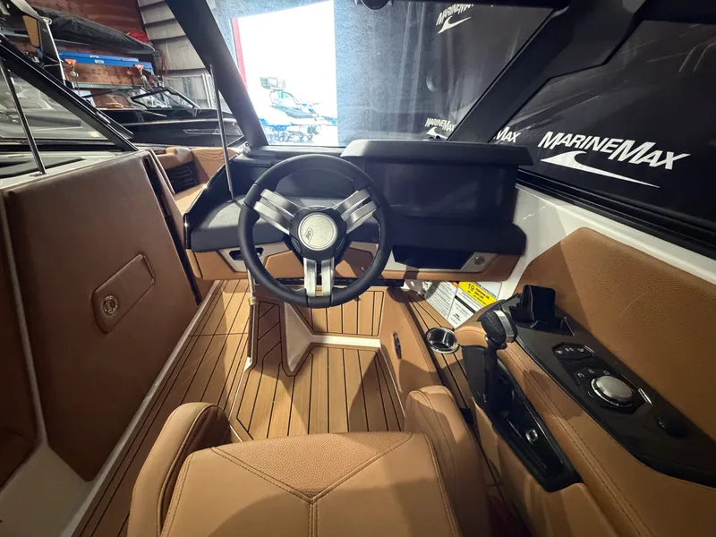 Slide: The Image of Nautique Super Air Nautique G25 2026 - 48