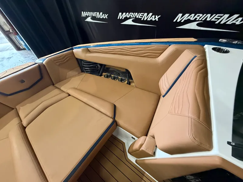 Slide: The Image of Nautique Super Air Nautique G25 2026 - 55