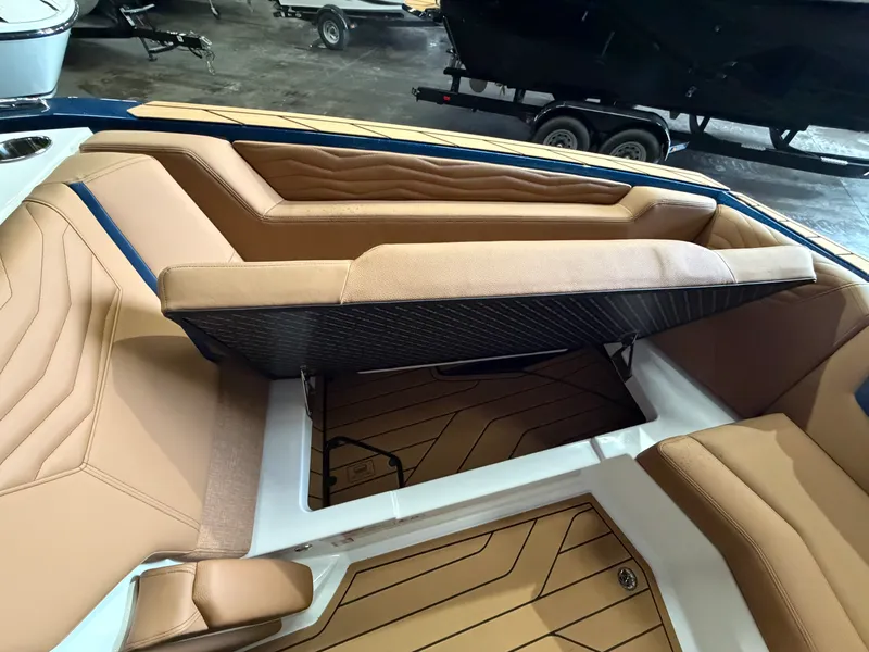 Slide: The Image of Nautique Super Air Nautique G25 2026 - 60