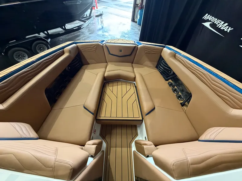 Slide: The Image of Nautique Super Air Nautique G25 2026 - 62