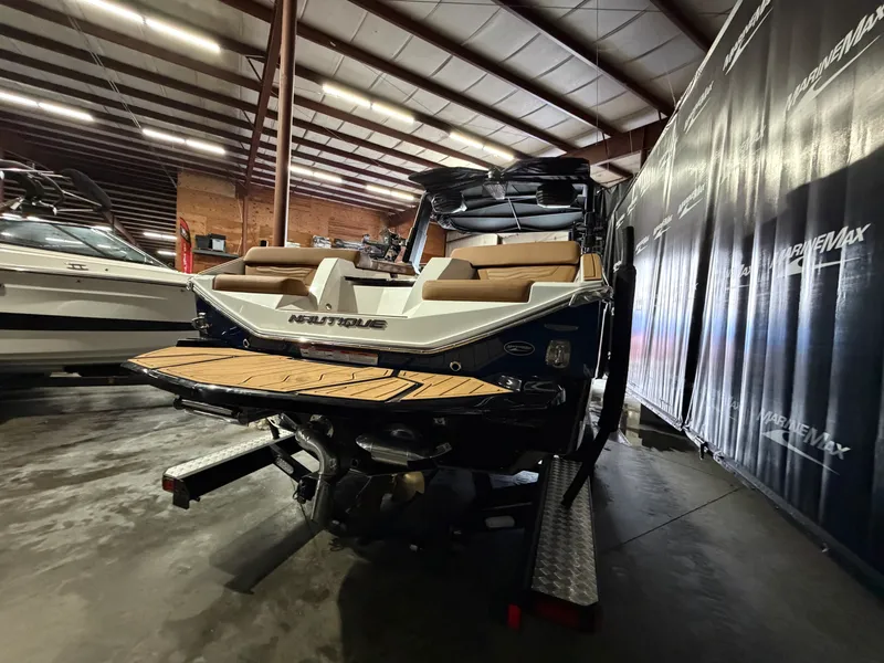 Slide: The Image of Nautique Super Air Nautique G25 2026 - 8