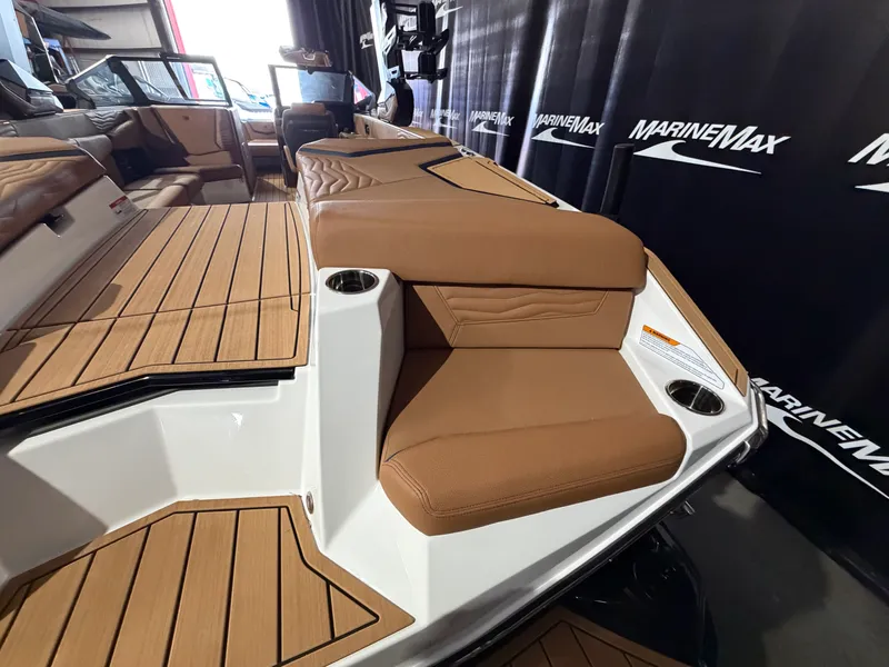 Slide: The Image of Nautique Super Air Nautique G25 2026 - 12