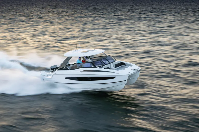 Slide: The Image of Aquila 32 Sport 2026 - 6