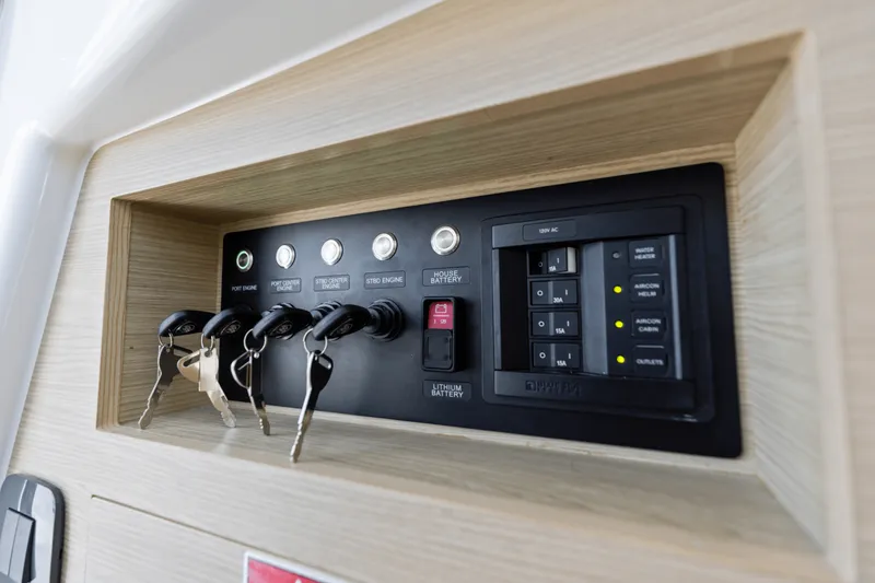 Slide: The Image of Aquila 47 Molokai 2026 - 47