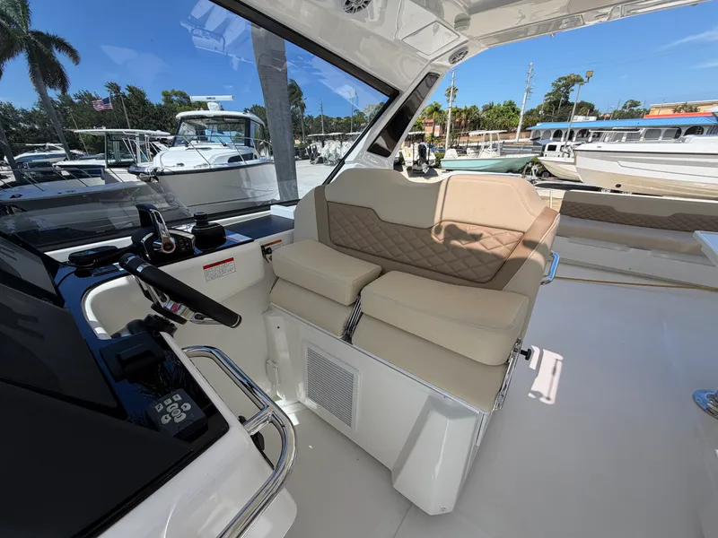 Slide: The Image of Aquila 36 Sport 2026 - 26