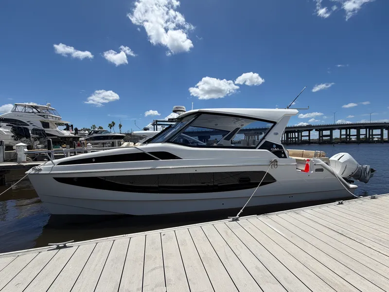 Slide: The Image of Aquila 36 Sport 2026 - 2