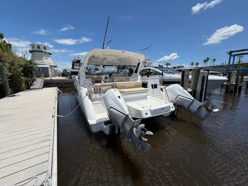 Slide: The Image of Aquila 36 Sport 2026 - 5