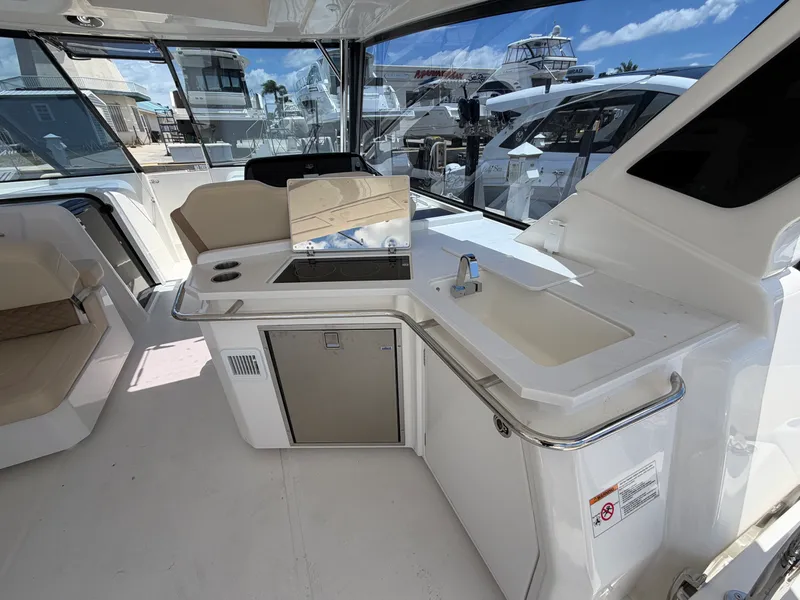 Slide: The Image of Aquila 36 Sport 2026 - 24