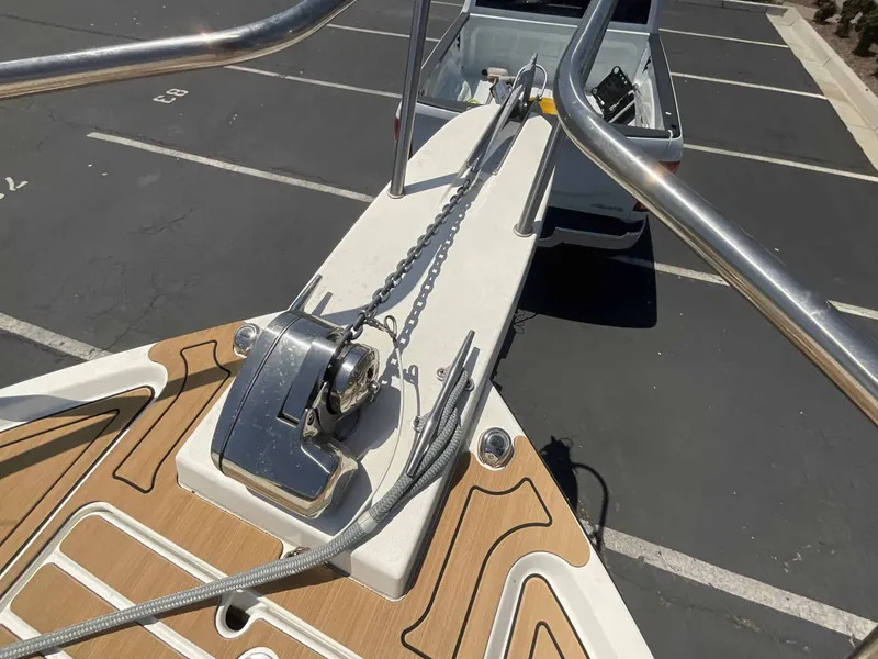 Slide: The Image of Parker Marine 2120 Sport Cabin 2019 - 10