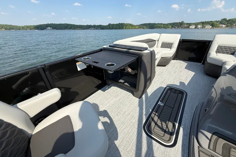 Slide: The Image of Harris Sunliner 230 SPORT 2026 - 13
