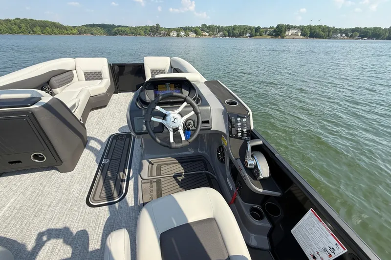 Slide: The Image of Harris Sunliner 230 SPORT 2026 - 19