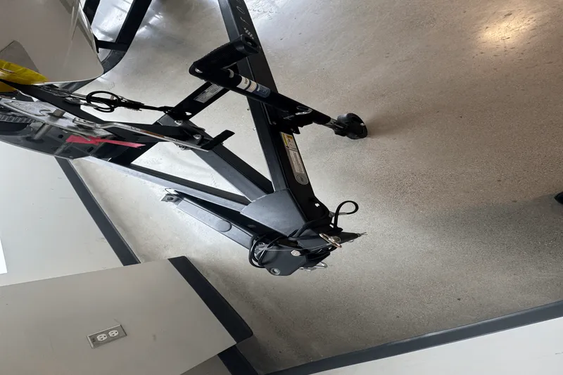 Slide: The Image of Four Winns HD3 2025 - 31