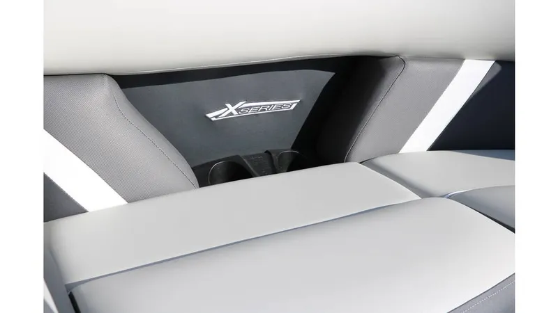 Slide: The Image of Sylvan Mirage X1 CLZ DH Tri Toon 2025 - 25