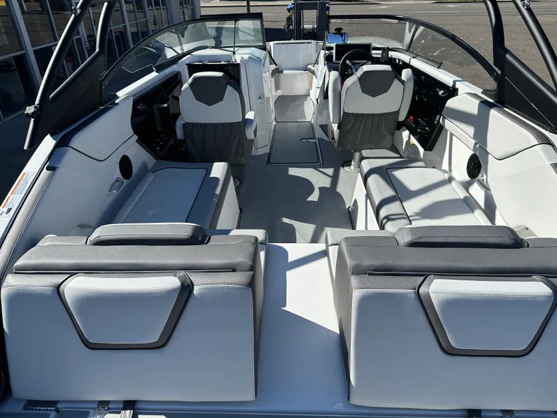 Slide: The Image of Yamaha Jet Boats AR250 2026 - 7