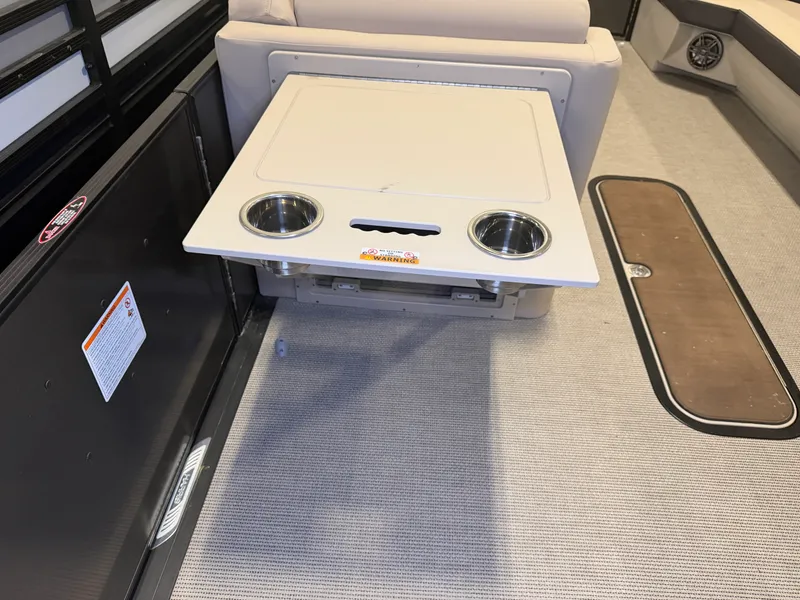 Slide: The Image of Harris 250 Cruiser 2025 - 28