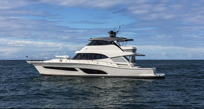 The Image of Riviera 64 Sports Motor Yacht 2027 - 0