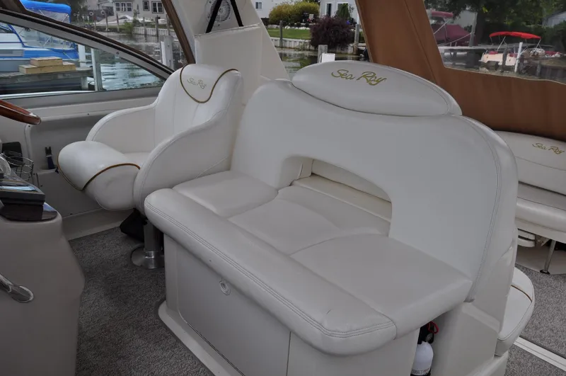 Slide: The Image of Helm Seating - 12