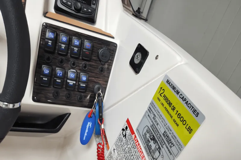 Slide: The Image of Starcraft 211SVX IO 2025 - 19