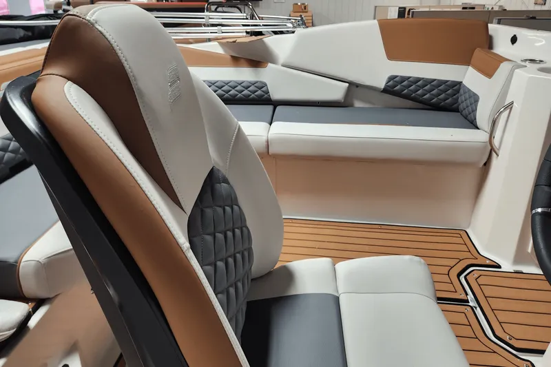 Slide: The Image of Starcraft 211SVX IO 2025 - 20