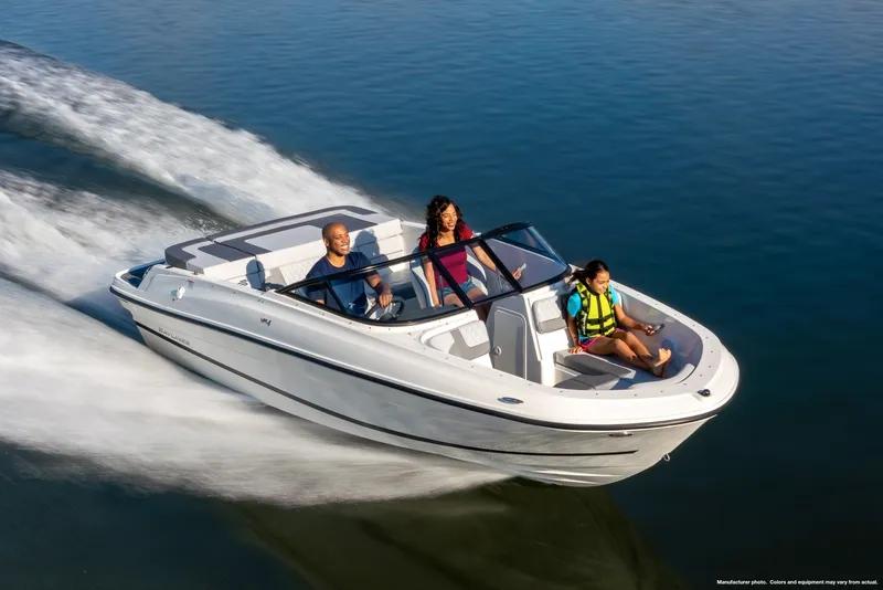 Slide: The Image of Bayliner VR4OB 2025 - 2