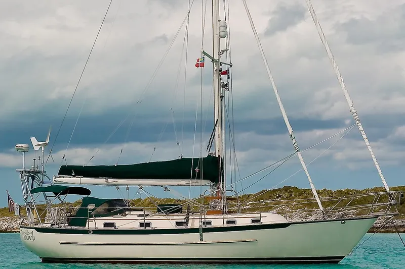 Slide: The Image of Pacific Seacraft 40 2026 - 11