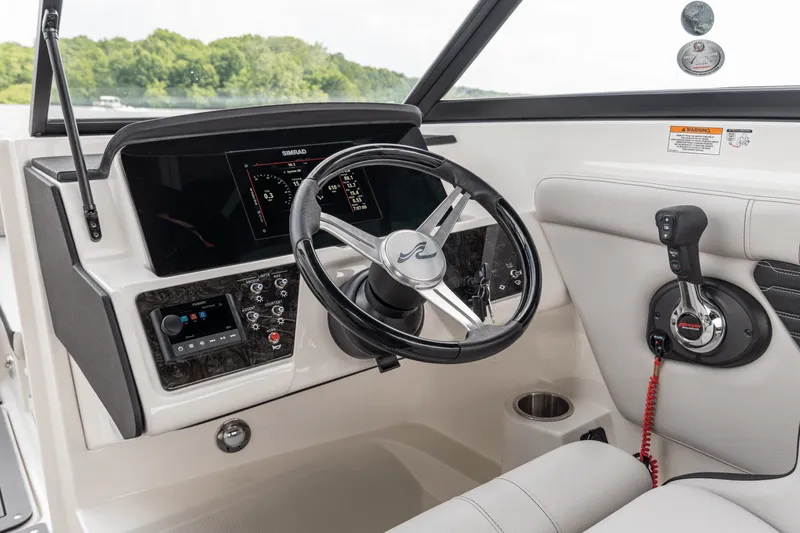 Slide: The Image of Sea Ray SPX 230 Outboard 2025 - 12