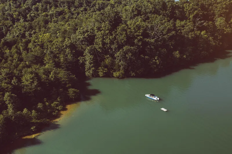 Slide: The Image of Sea Ray SPX 230 Outboard 2025 - 4