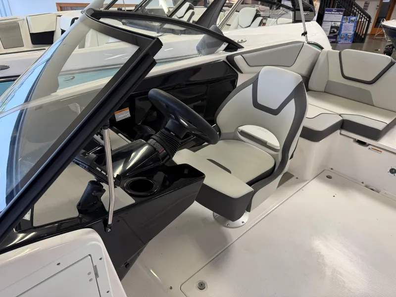 Slide: The Image of Yamaha SX220 2025 - 24