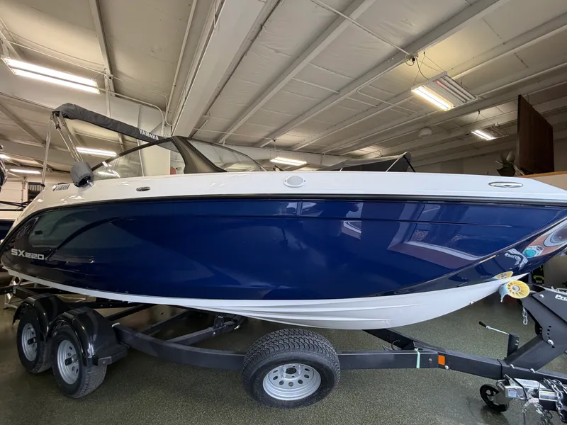Slide: The Image of Yamaha SX220 2025 - 1