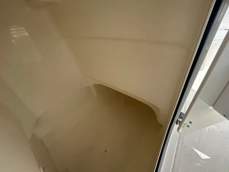 Slide: The Image of Boston Whaler 210 Montauk 2026 - 24