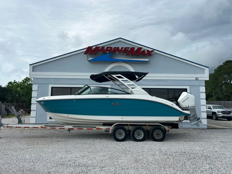 The Image of Sea Ray SDX 250 Outboard 2026 - 0
