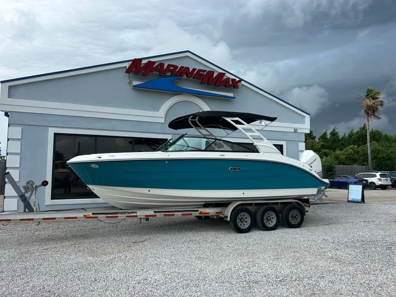Slide: The Image of Sea Ray SDX 250 Outboard 2026 - 2
