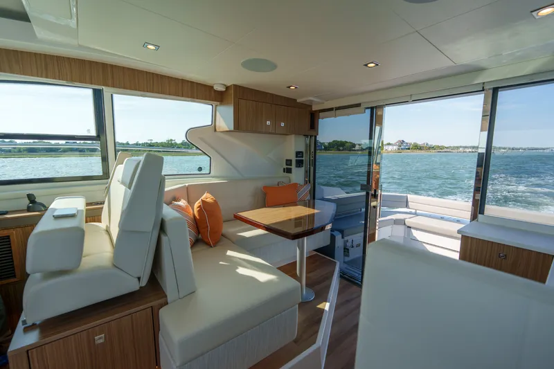 Slide: The Image of Cruisers 42 Cantius 2026 - 20