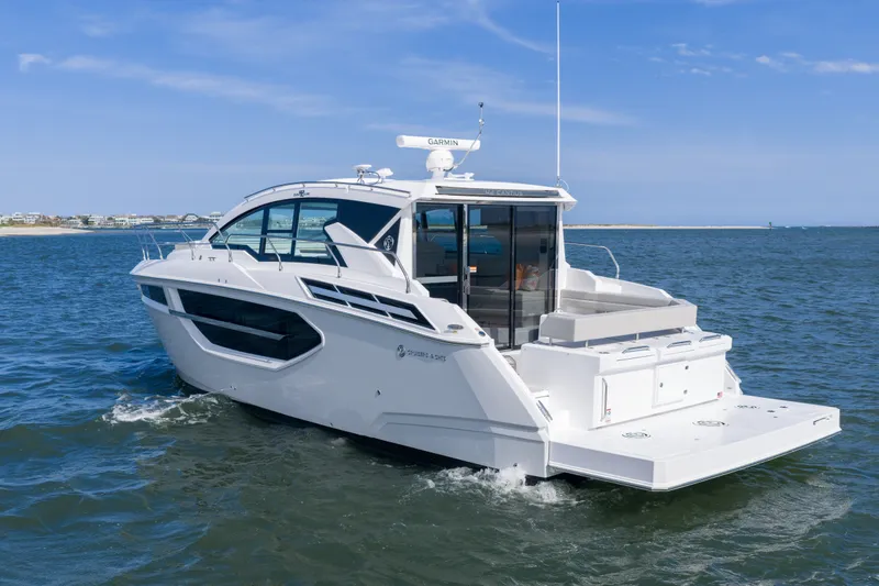 Slide: The Image of Cruisers 42 Cantius 2026 - 3