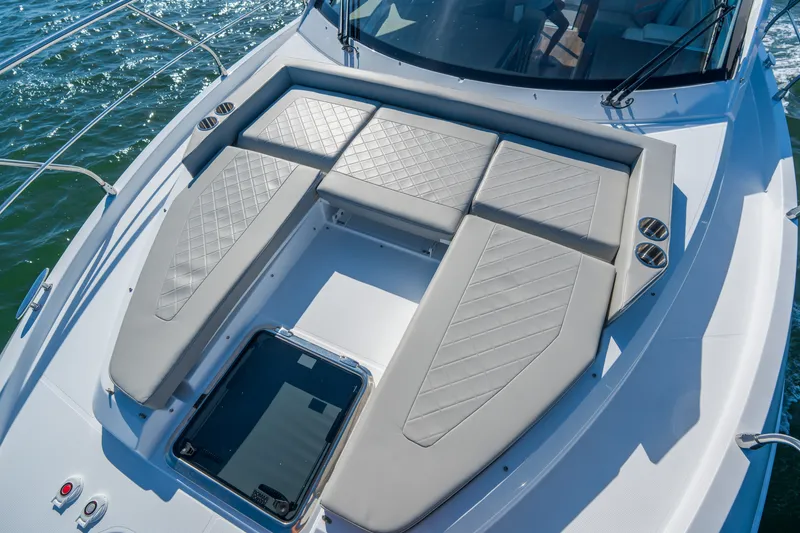 Slide: The Image of Cruisers 42 Cantius 2026 - 37