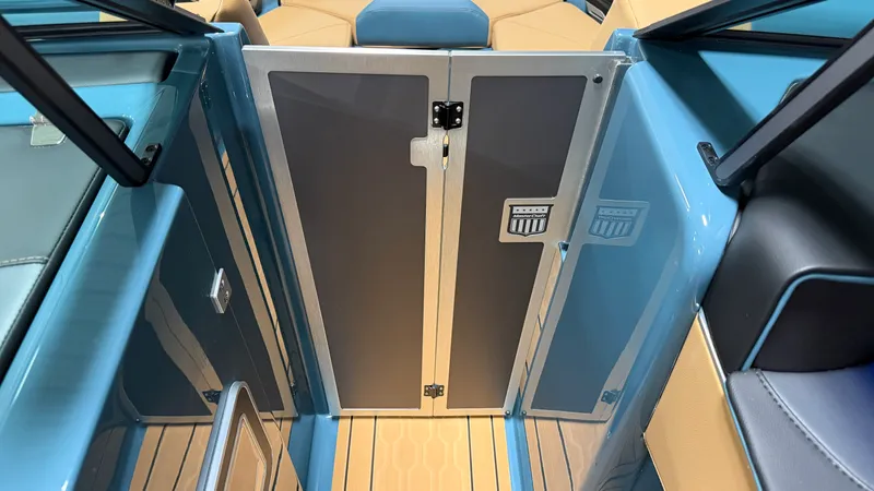 Slide: The Image of Mastercraft XT23 2026 - 80