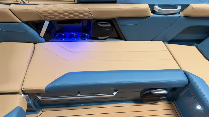 Slide: The Image of Mastercraft XT23 2026 - 43