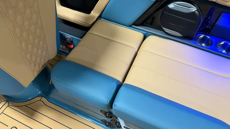 Slide: The Image of Mastercraft XT23 2026 - 37