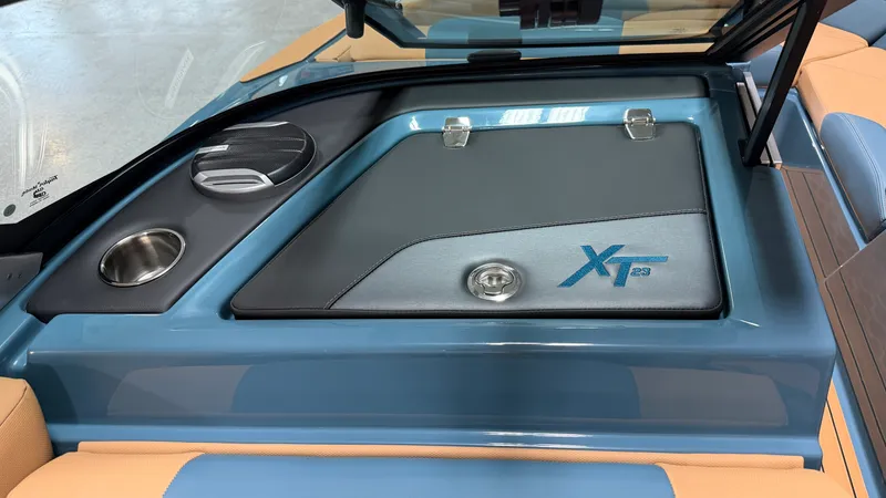 Slide: The Image of Mastercraft XT23 2026 - 55