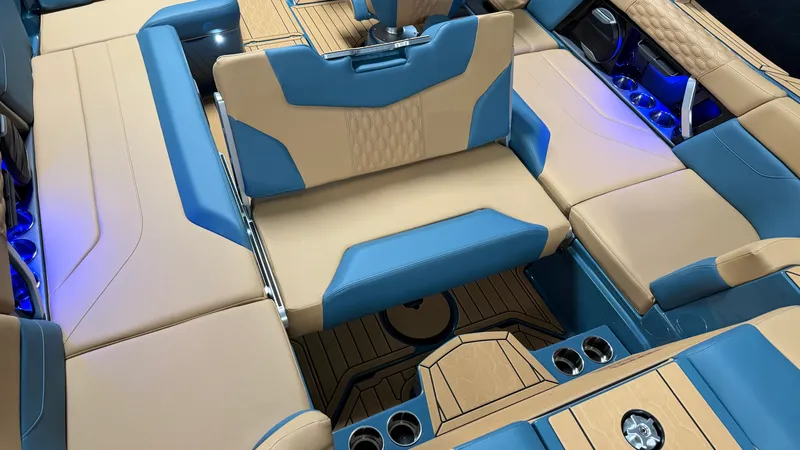 Slide: The Image of Mastercraft XT23 2026 - 28